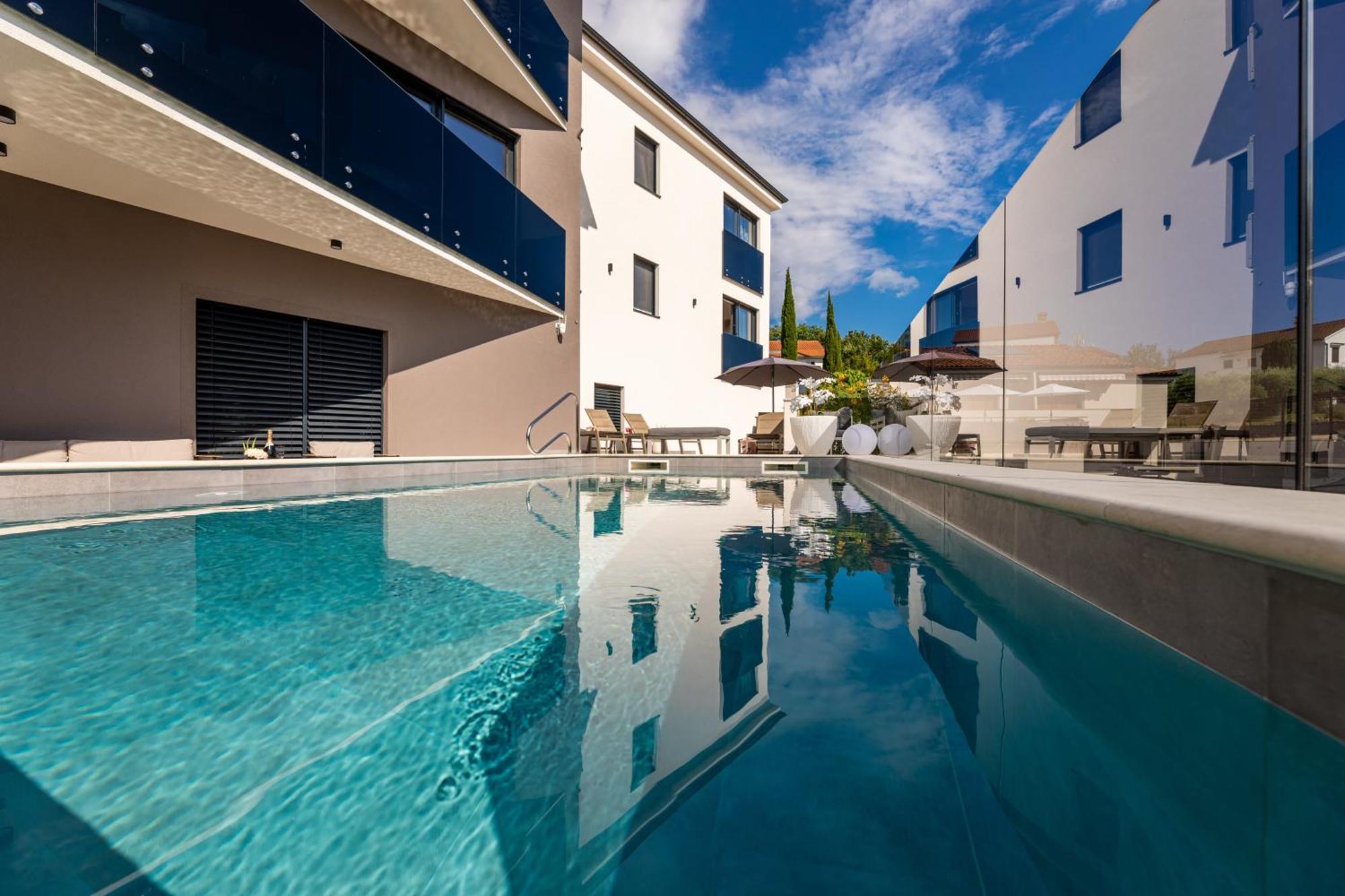 Villa Aurea Apartments Malinska De Luxe Екстер'єр фото