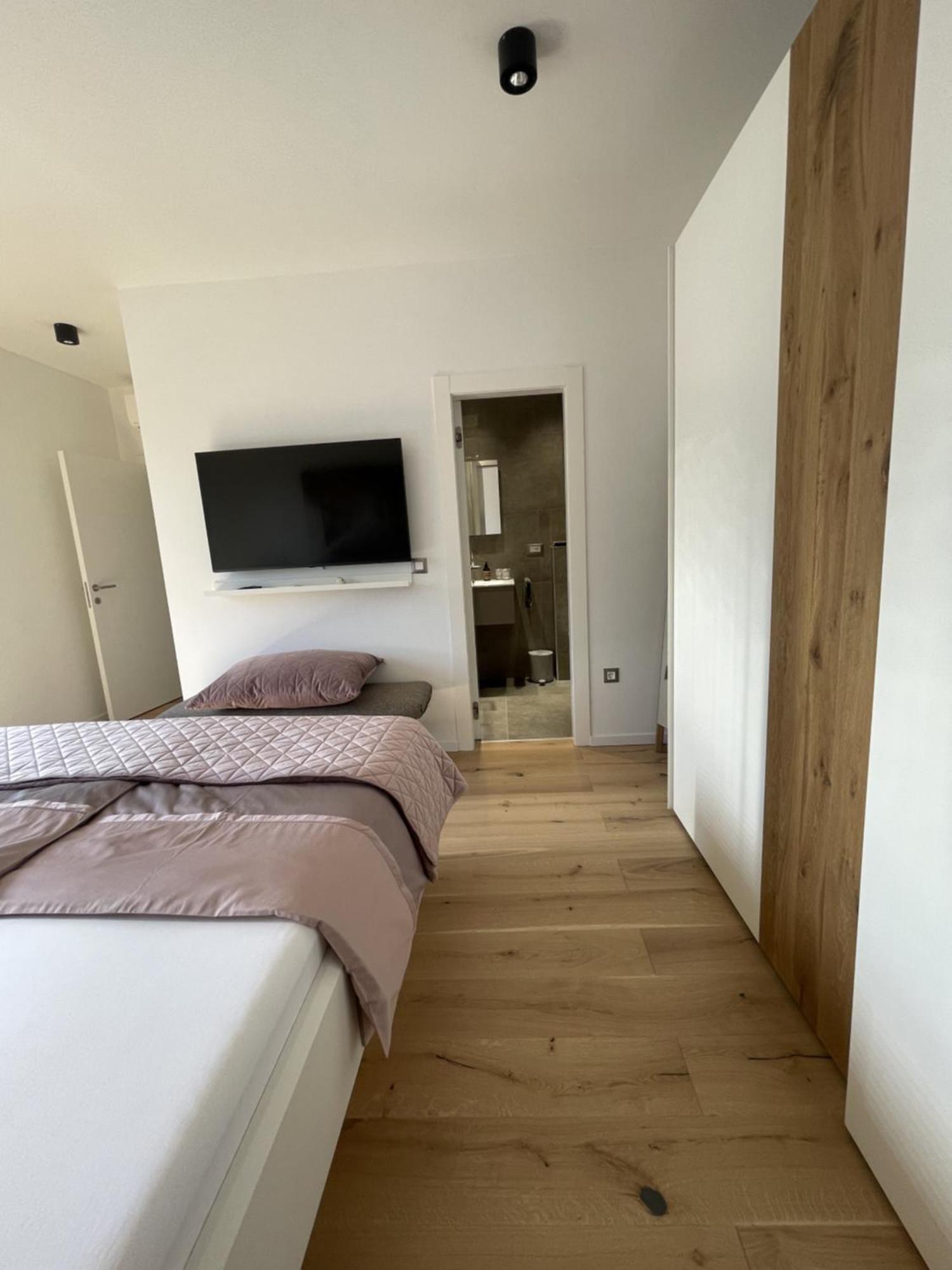 Villa Aurea Apartments Malinska De Luxe Екстер'єр фото