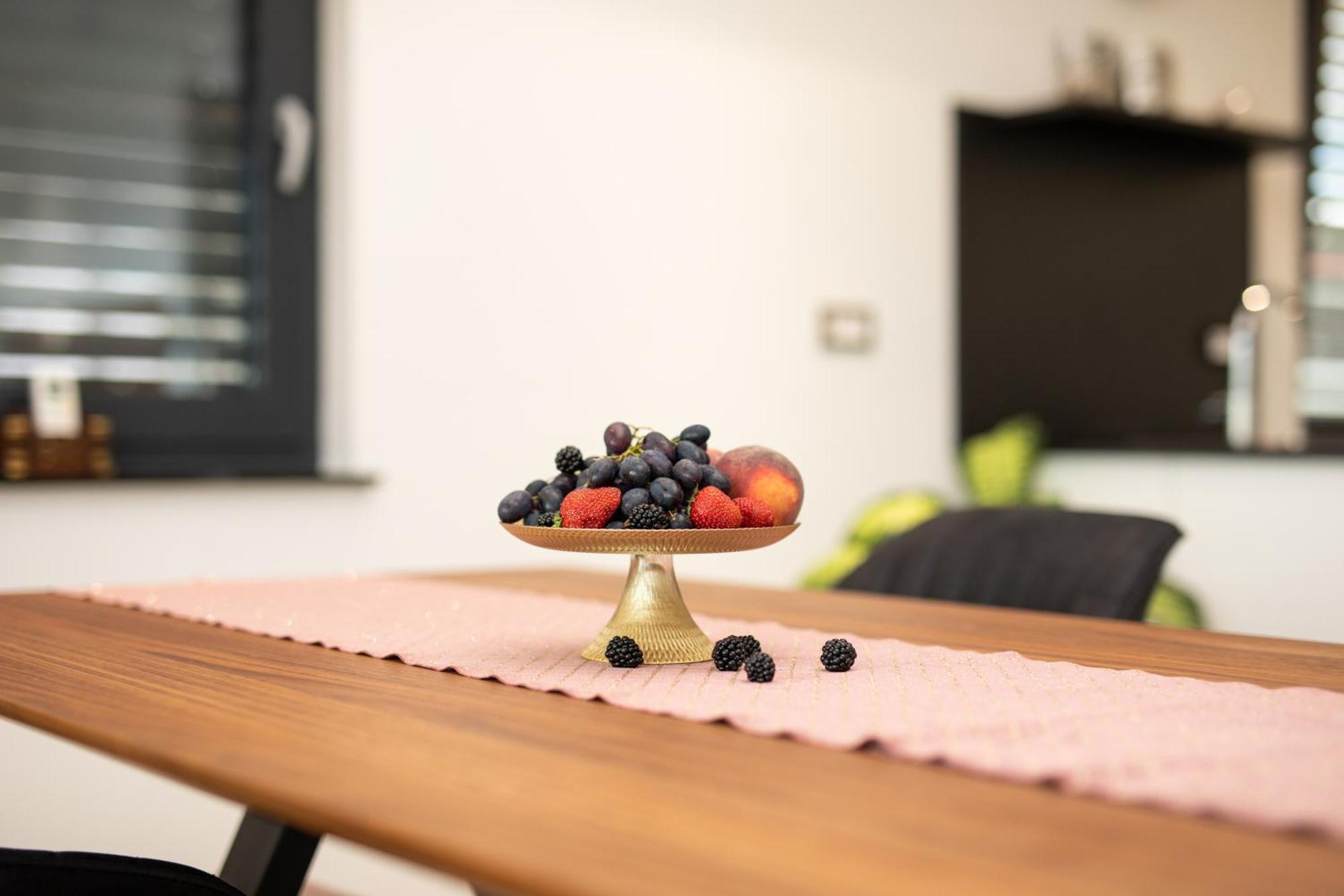 Villa Aurea Apartments Malinska De Luxe Екстер'єр фото